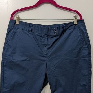 Vineyard Vines Size 12. Bermuda shorts
